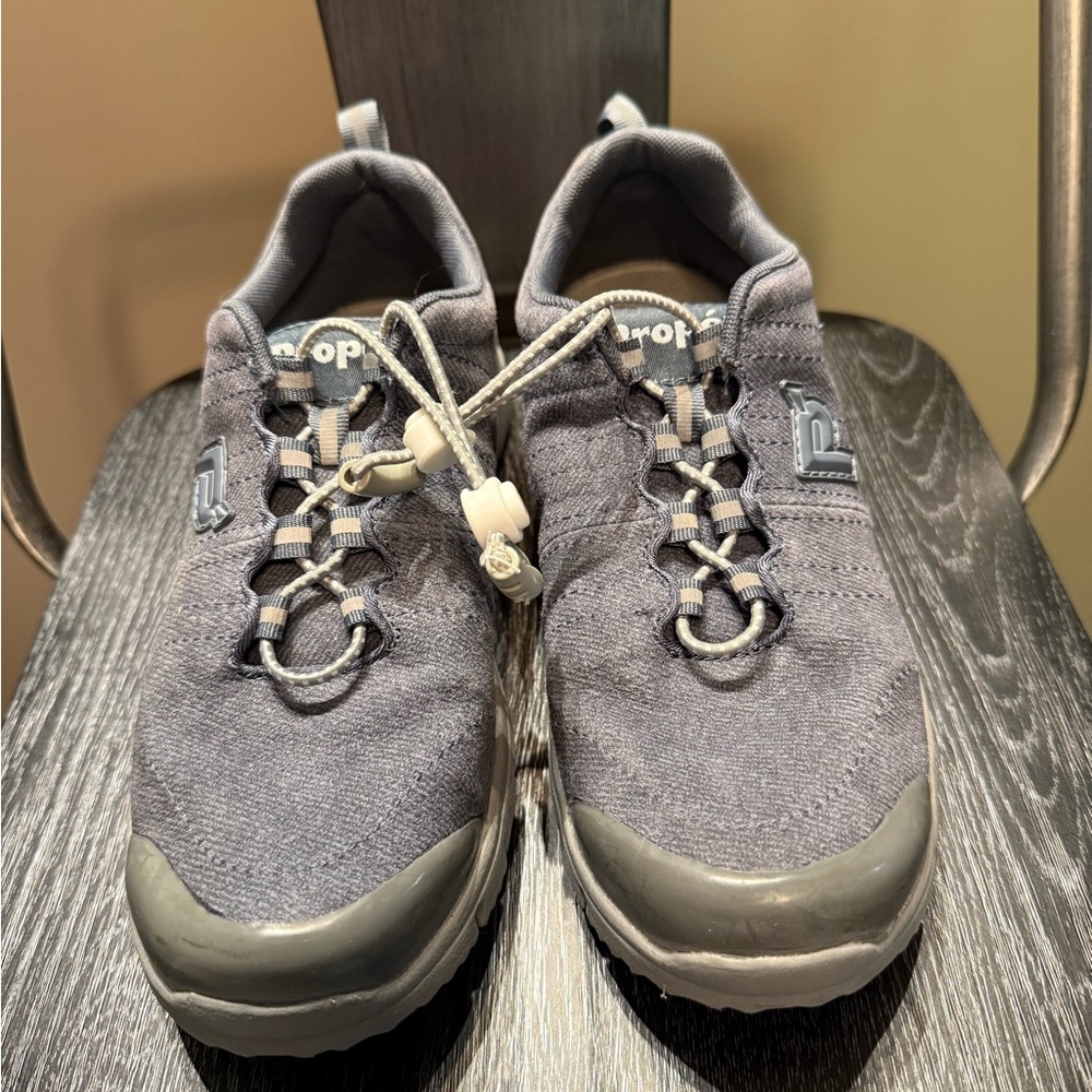 Propét Womens Travel Walker Demin Sky Blue